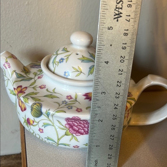 Avignon Tuscany Floral Ceramic Teapot - Picture 7 of 7